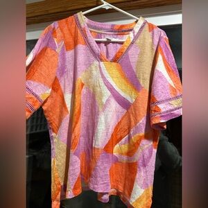 Chico's Abstract Orange and Pink Short Sleeve Tee